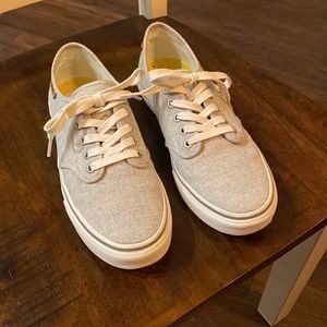 Women’s gray vans size 9.5